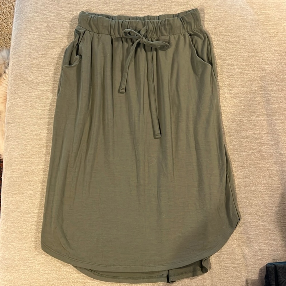 Maternity jersey knit skirt